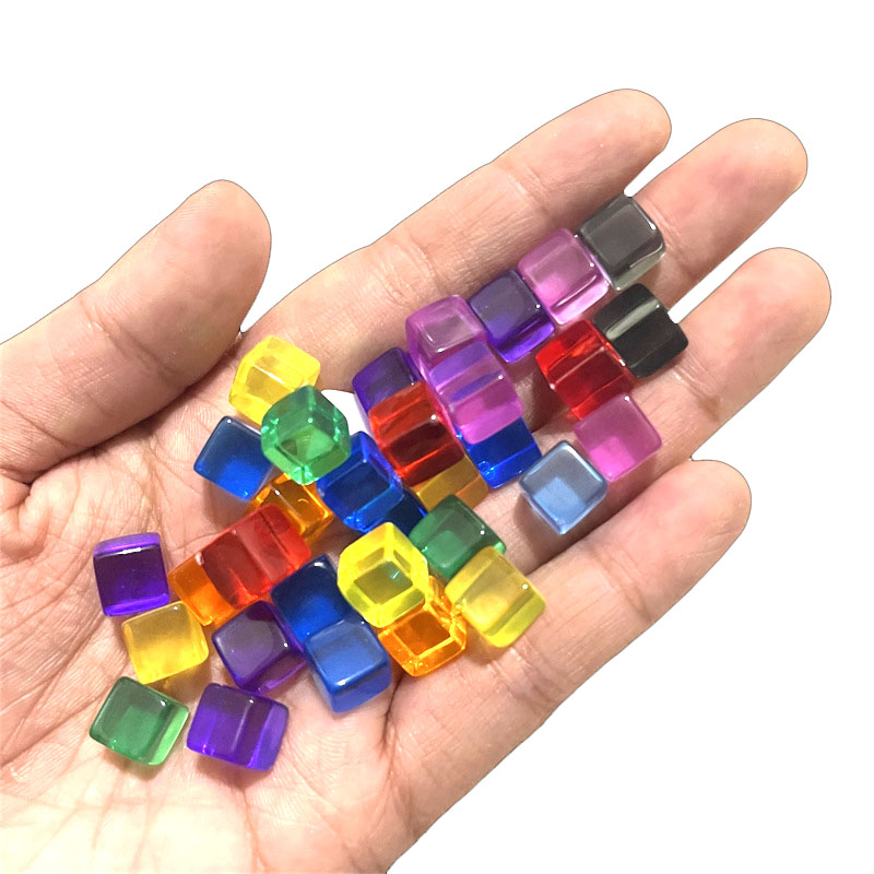 Board Game Quiz - ลูกเต๋าใส8มม. 100ชิ้น/เซ็ตลูกเต๋าคริสตัลมุมสี่เหลี่ยมลูกเต๋าสำหรับ permainan Teka-teki บอร์ดเกม