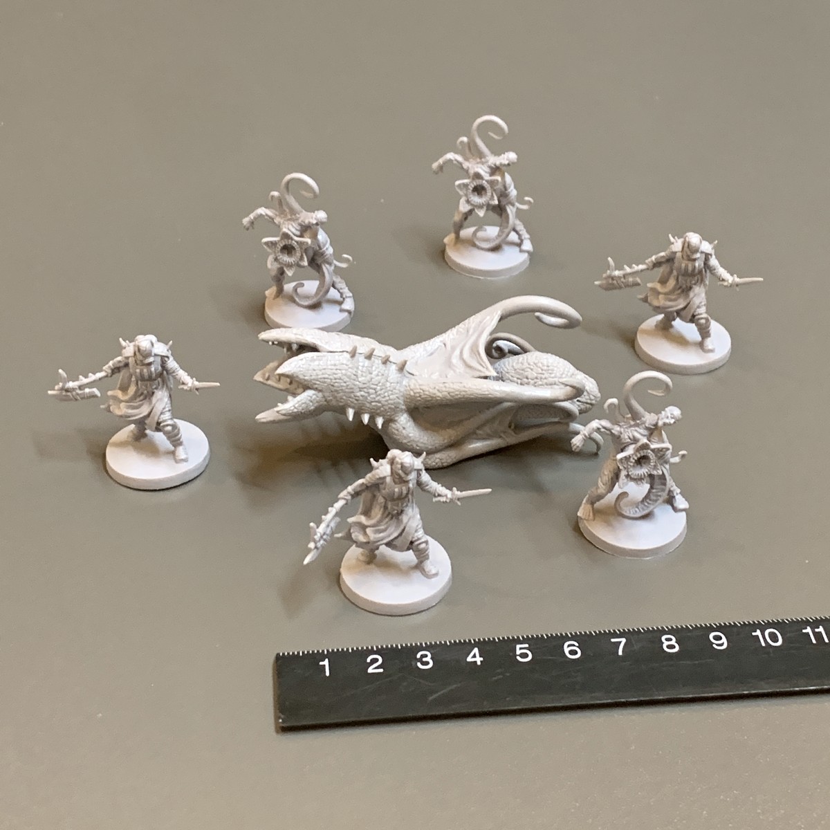 Lot 6 Alpha Worm SciFi Miniatu - Board Game Horror Movie บทวิจารณ์และราคา